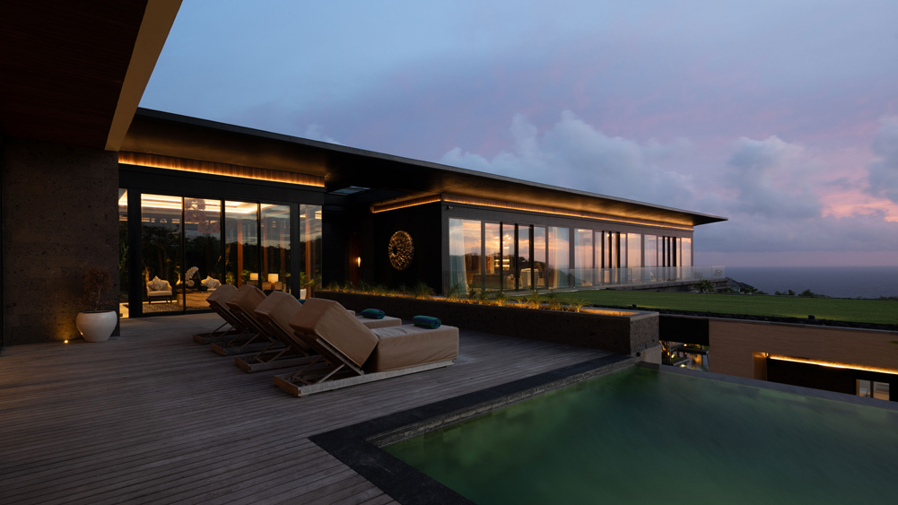 Villa BIE - Serene nightfall view